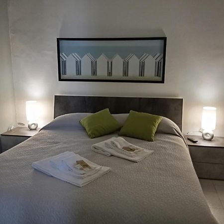 Traveller House Apartment ลาสเปเซีย ภายนอก รูปภาพ