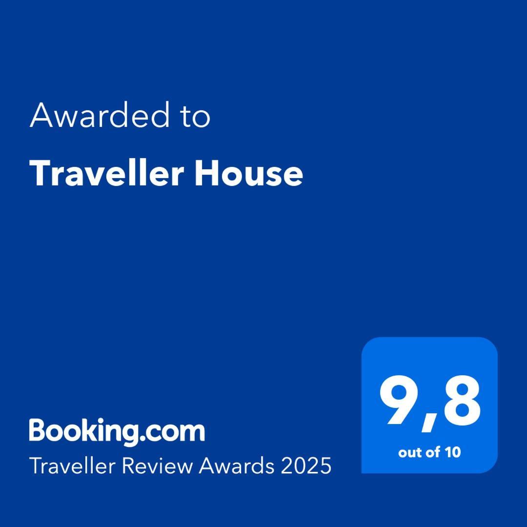 Traveller House Apartment ลาสเปเซีย ภายนอก รูปภาพ
