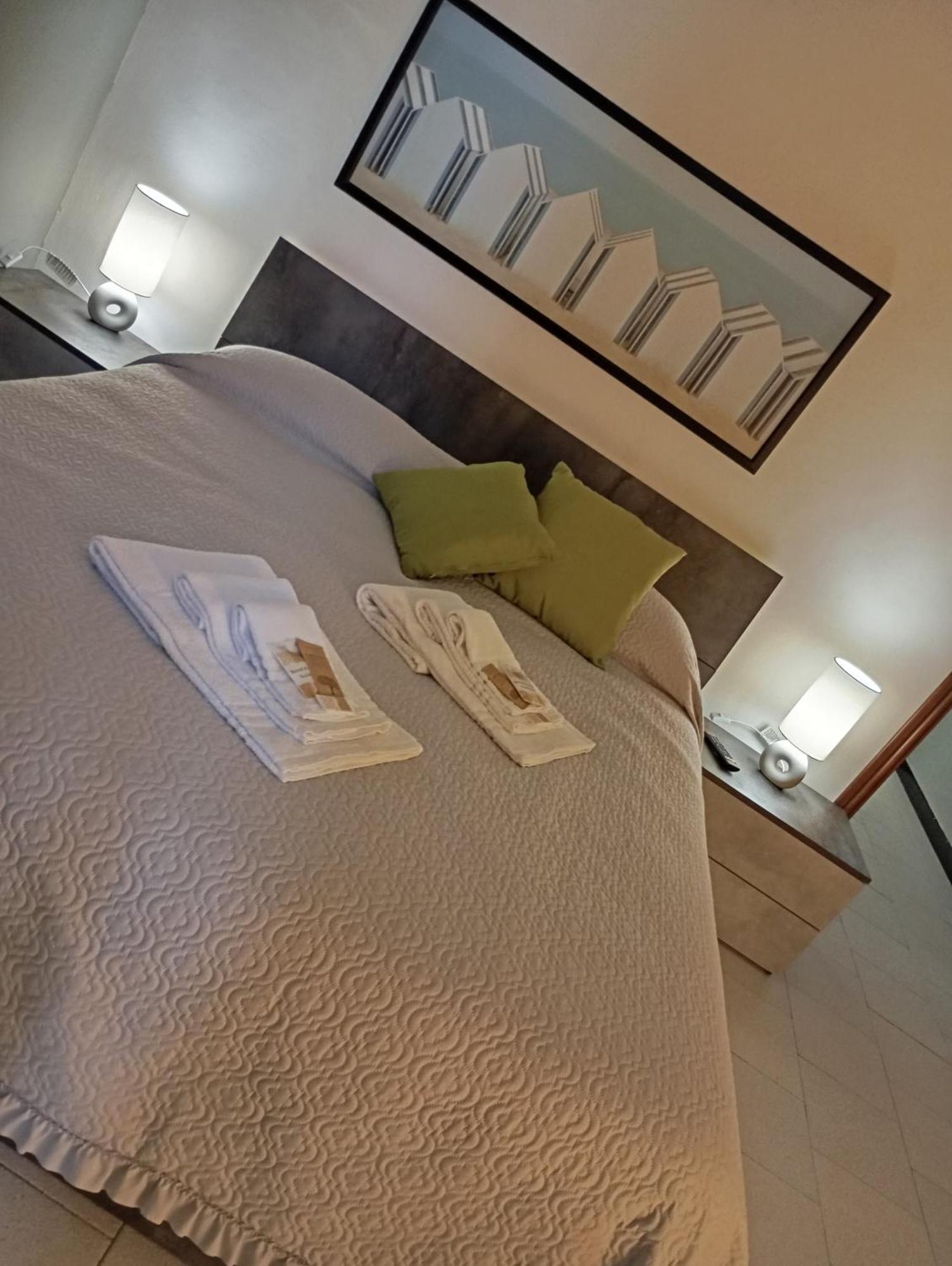 Traveller House Apartment ลาสเปเซีย ภายนอก รูปภาพ